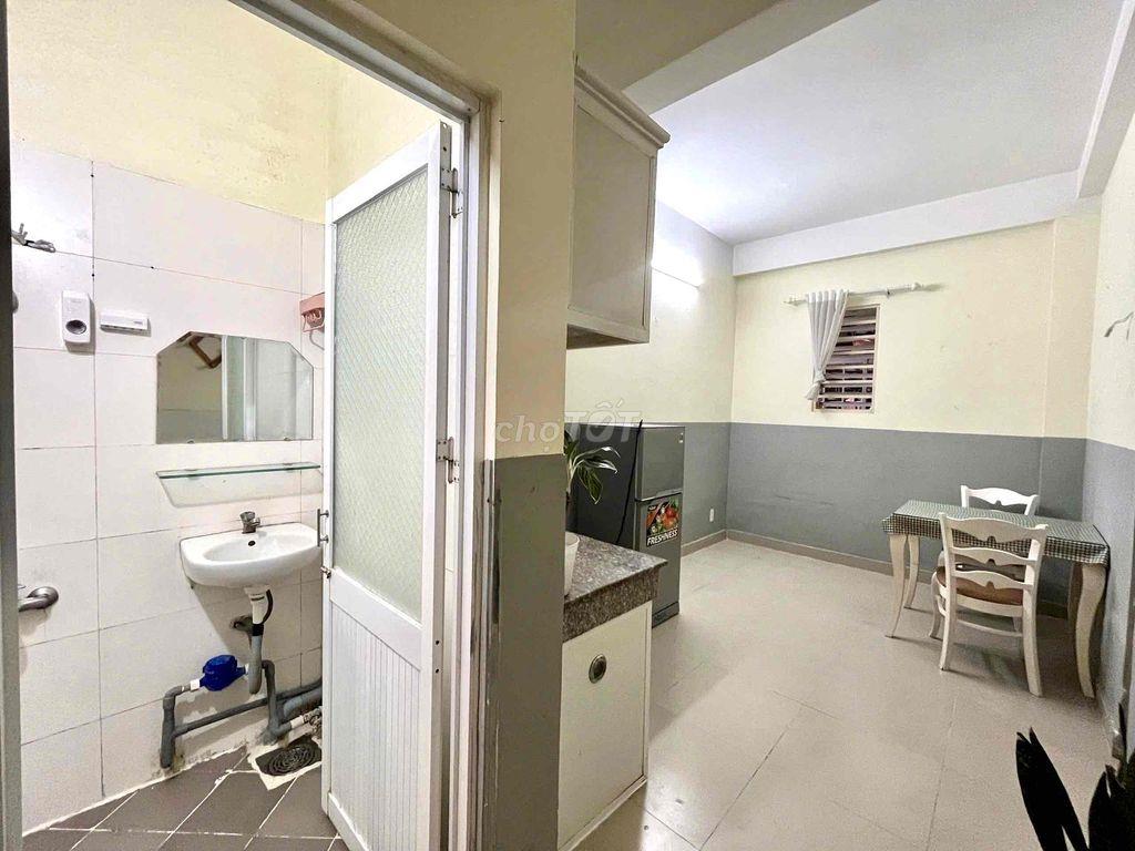 1PN TẦNG TRỆT TÁCH BẾP 5TR5 FULL NỘI THẤT – BÙI MINH TRỰC, Q8