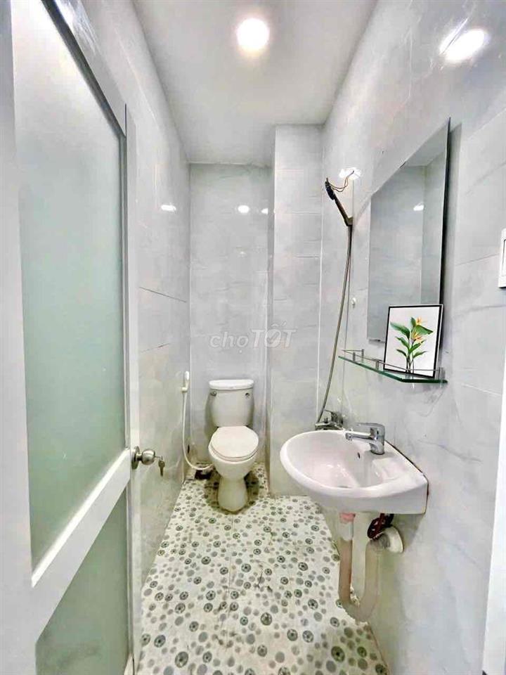 CHO THUÊ STUDIO – FULL NỘI THẤT – TẠ QUANG BỬU Q8