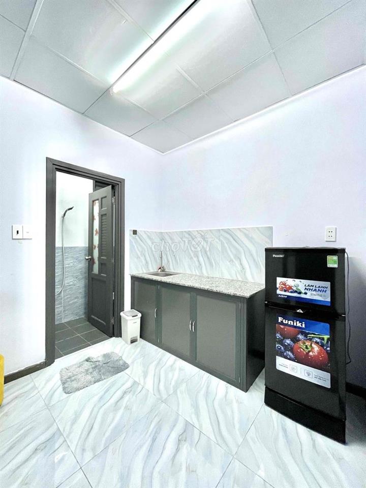 1PN tách bếp 6tr2 bên QL50 nối dài Full nội thất ở liền có thang máy