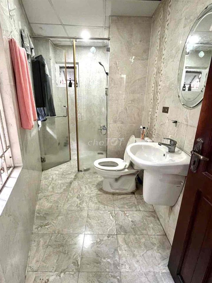 Phòng Full Nội Thất KDC Trung Sơn – Cửa Sổ Trời – WC Riêng – Chỉ 4 Tri