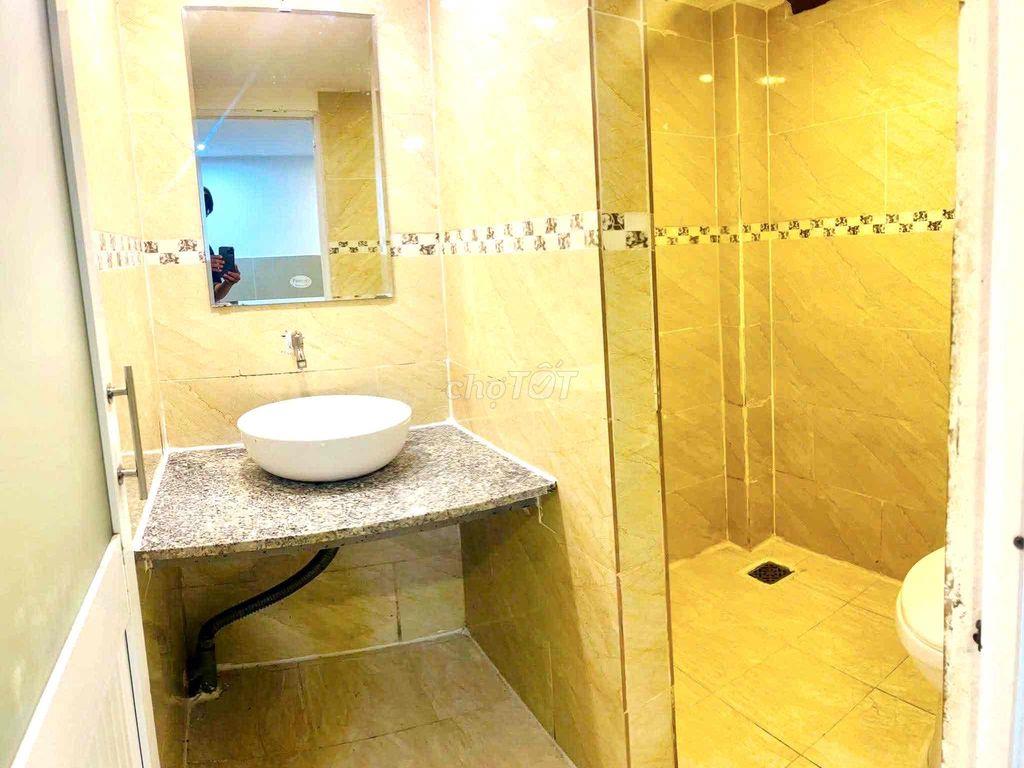 PHÒNG TRỌ CÓ GÁC GIÁ 5TR9 NGAY – SẠCH SẼ, THOÁNG MÁT – Ở LIỀN