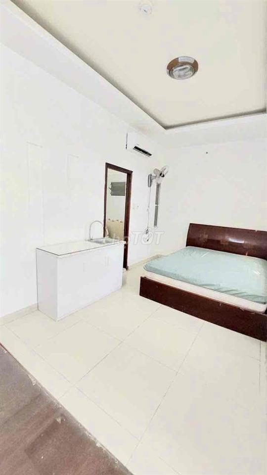 Ngay khu Trung Sơn phòng full nội thất giá 4tr3 có cửa sổ thoáng