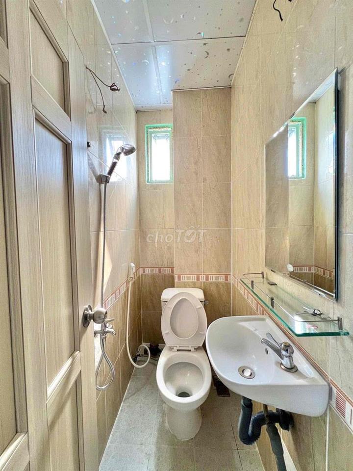 Cho thuê phòng trọ gác lửng full nội thất 5tr – Tạ Quang Bửu, Quận 8