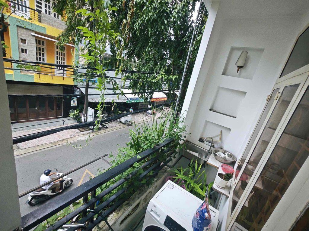 🏠 PHÒNG BAN CÔNG RỘNG RÃI – GIÁ 6.5 TRIỆU – NGAY VIETCOMBANK PHẠM HÙNG