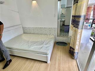 CHO THUÊ PHÒNG TRỌ BAN CÔNG + TÁCH BẾP FULL NỘI THẤT – KDC TRUNG SƠN