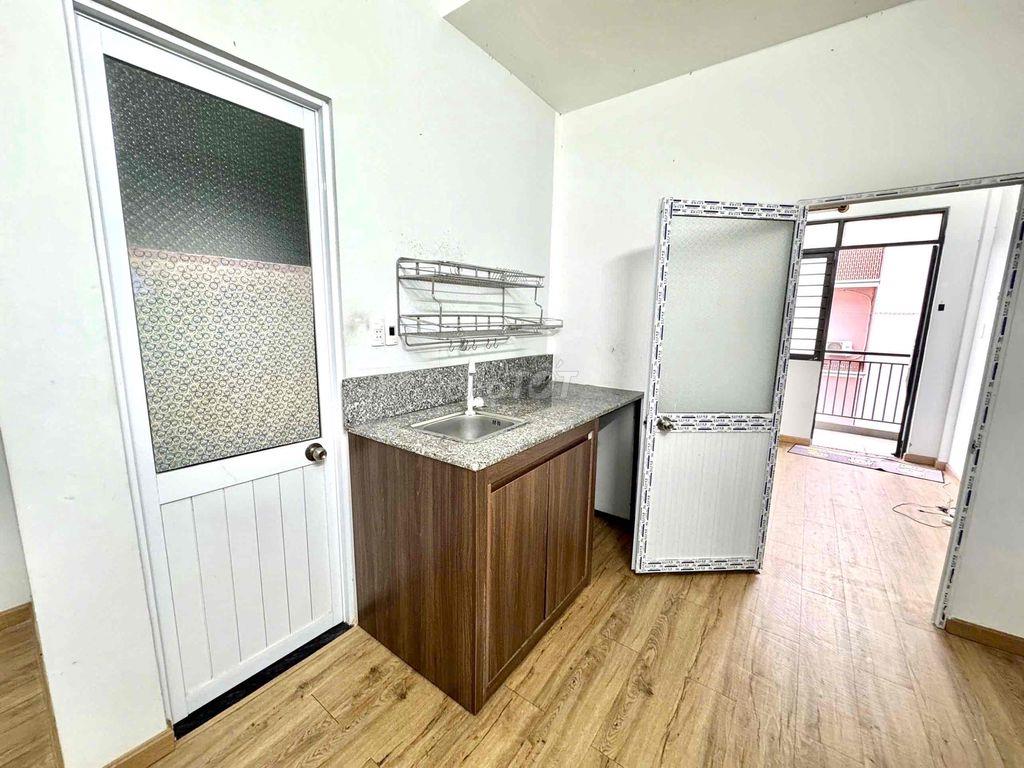 CHO THUÊ CĂN HỘ DỊCH VỤ 40M² BAN CÔNG THOÁNG – FULL NỘI THẤT QUẬN 8