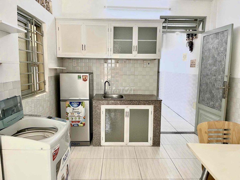 Căn hộ 1 PN tách bếp – QL50, P6, Q8 – Giá 5 triệu FULL nội thất