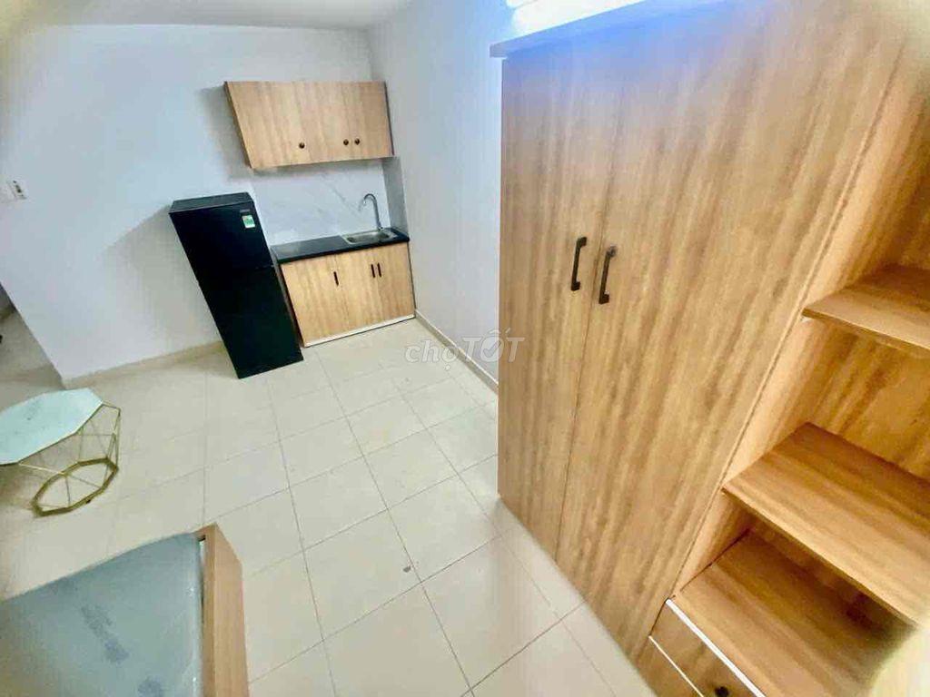 Phòng Studio Cửa Sổ Trời – Tạ Quang Bửu, P4, Q8 – Giá 5.5 triệu