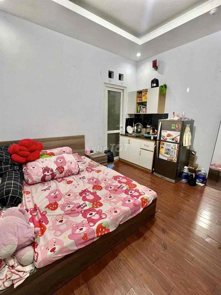 CHO THUÊ PHÒNG TRỌ FULL NỘI THẤT – 3,6TR KDC 6B INTRESCO