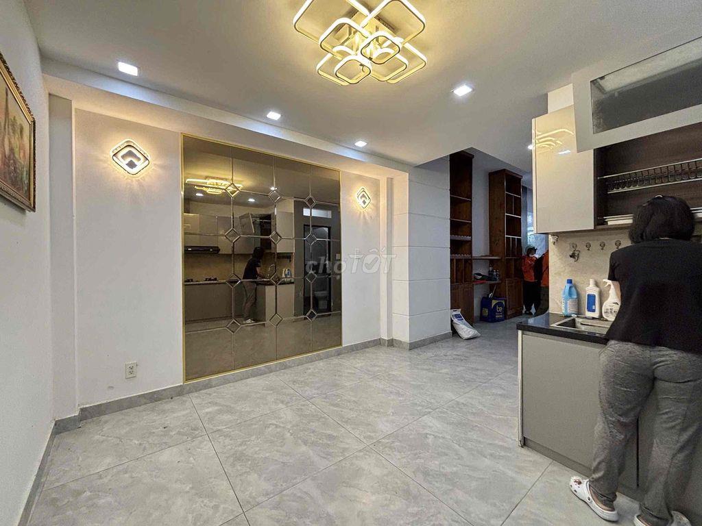 🔥 CHO THUÊ CĂN TRỆT RỘNG TRẦN CAO - BẾP RIÊNG SIÊU ĐẸP ÂU DƯƠNG LÂN