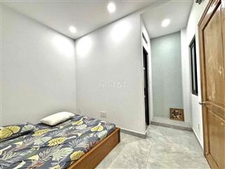 🔥 CHO THUÊ PHÒNG CỬA SỔ GIẾNG TRỜI/STUDIO ÂU DƯƠNG LÂN, Q8 – GẦN ĐH SG
