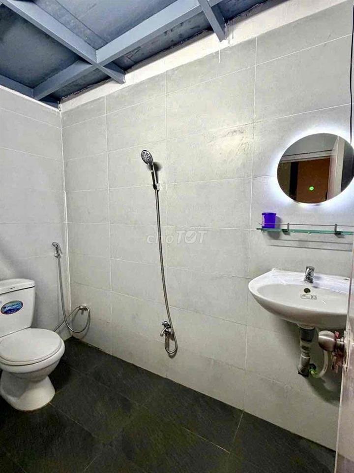 CHO THUÊ PHÒNG TRỌ CÓ GÁC TRỆT 20M² – AN DƯƠNG VƯƠNG, P.16, Q8 - 4TR