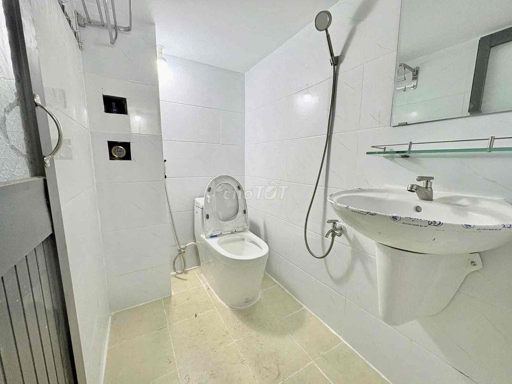 🔥 PHÒNG TRỌ GÁC LỬNG ĐẸP – PHẠM THẾ HIỂN, Q8 – GIÁ CHỈ 4TR FULL NT