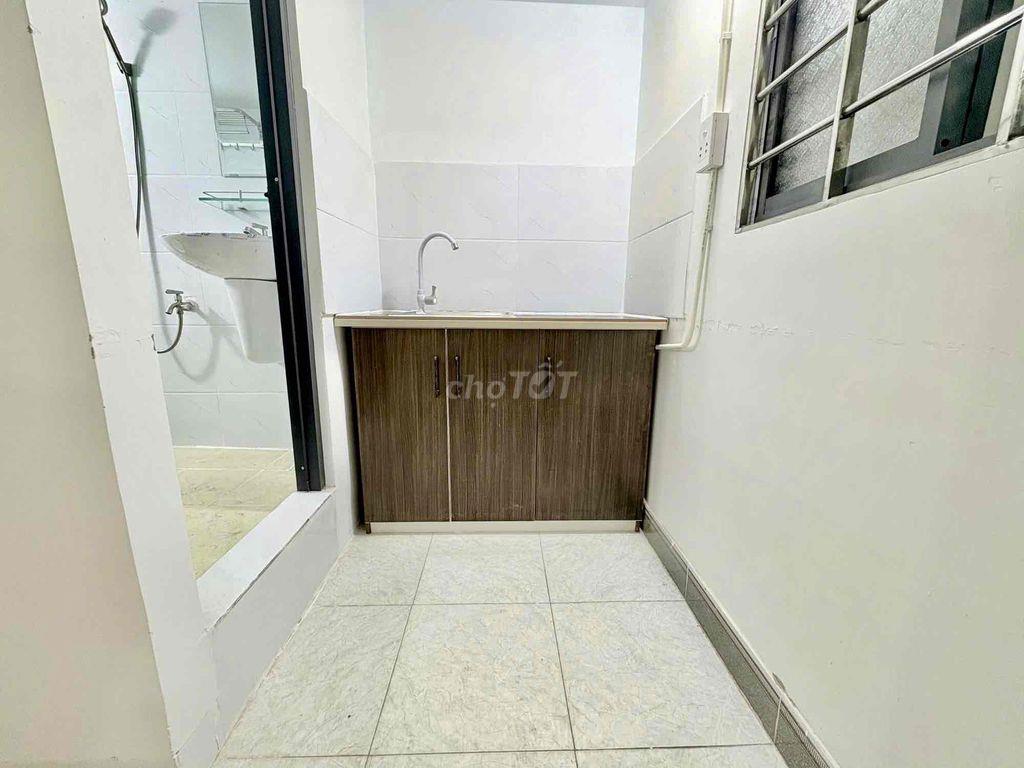 🔥 PHÒNG TRỌ GÁC LỬNG ĐẸP – PHẠM THẾ HIỂN, Q8 – GIÁ CHỈ 4TR FULL NT