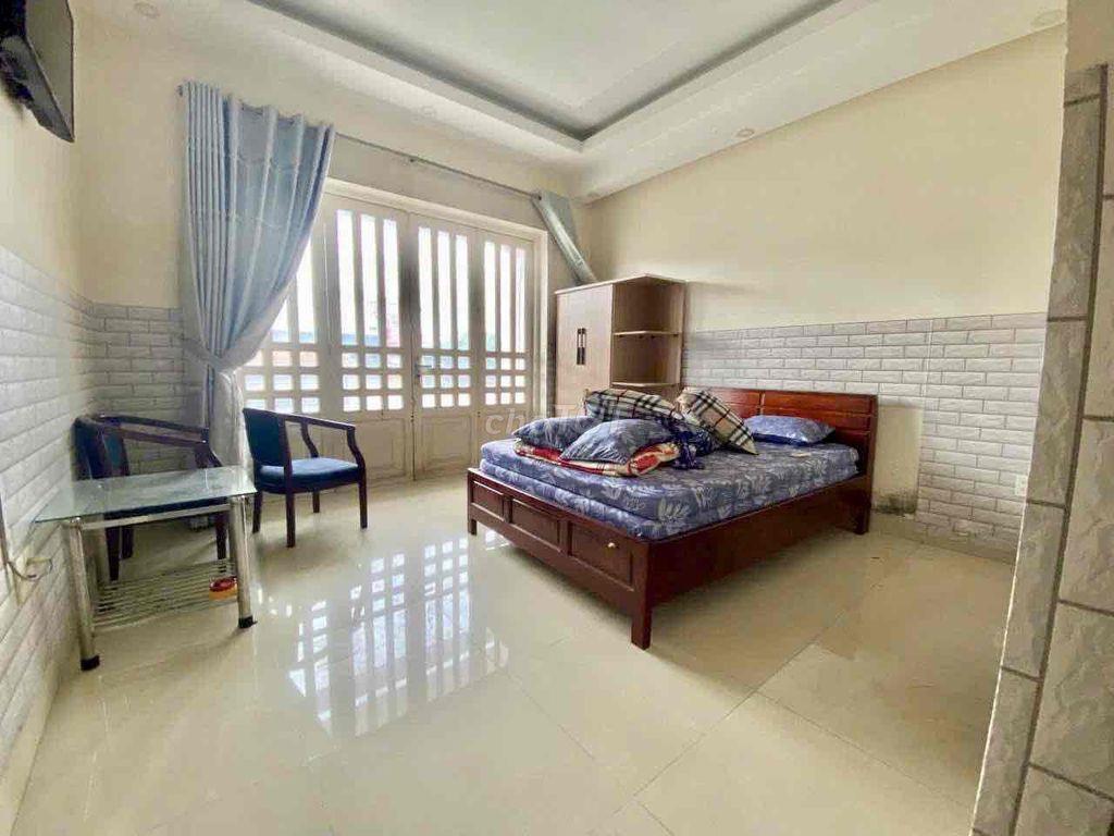 CHO THUÊ PHÒNG FULL NỘI THẤT CÓ BAN CÔNG – TẠ QUANG BỬU, Q8 GIÁ 5,8TR