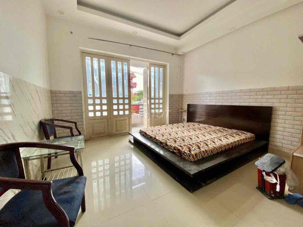 CHO THUÊ PHÒNG FULL NỘI THẤT CÓ BAN CÔNG – TẠ QUANG BỬU, Q8 GIÁ 5,8TR