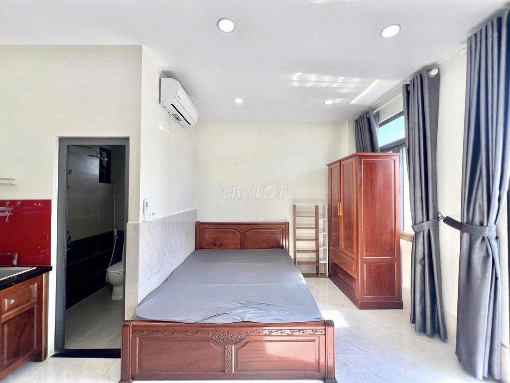 PHÒNG CÓ BAN CÔNG SIÊU RỘNG MÁT - FULL NỘI THẤT GỖ NGAY P4 Q8 - GIÁ 5T