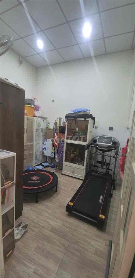 Nhà bán DT 3m70x15m5 nở hậu 4m5 .1 lầu 3 P .2 wc P1 Q8