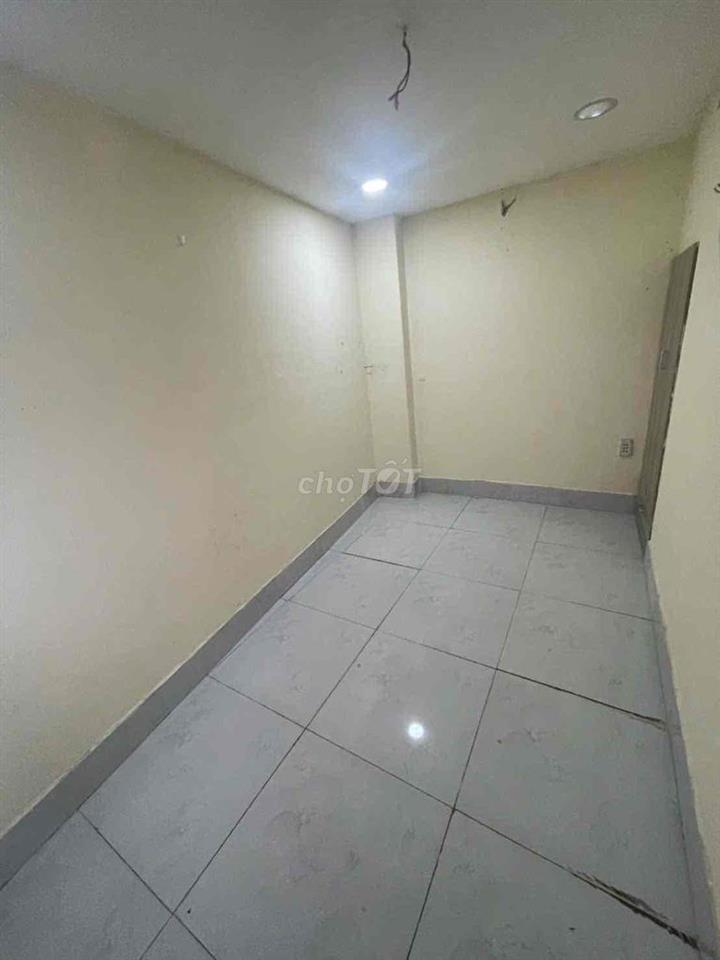 Nhà DT 3m9x7m1 .2 lầu 4 phòng .3 wc Phạm thế hiển P7 Q8