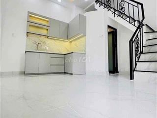 Cho thuê nhà mới DT 5x5 .1 lầu 1 phòng .2 wc G R on cao lỗ P4 Q8