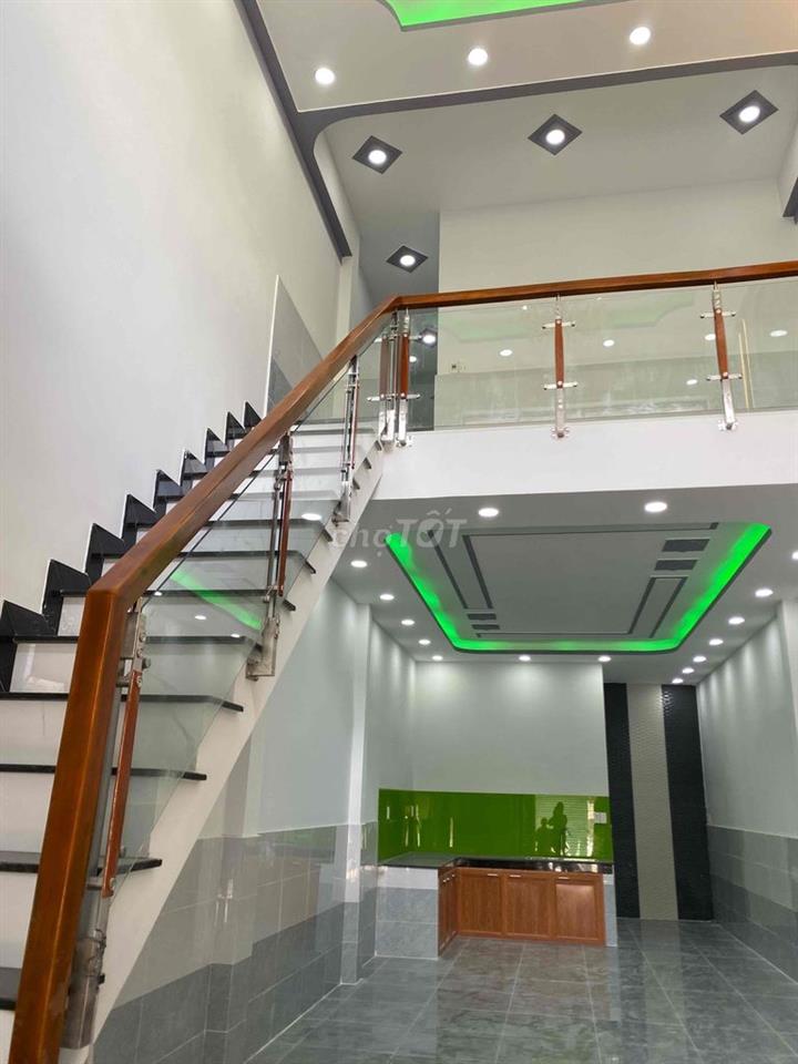 BÁN CĂN NHÀ MẶT TIỀN