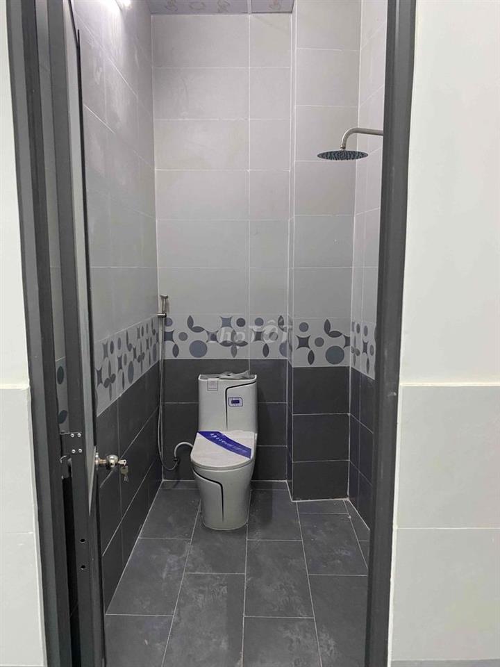 BÁN CĂN NHÀ MẶT TIỀN