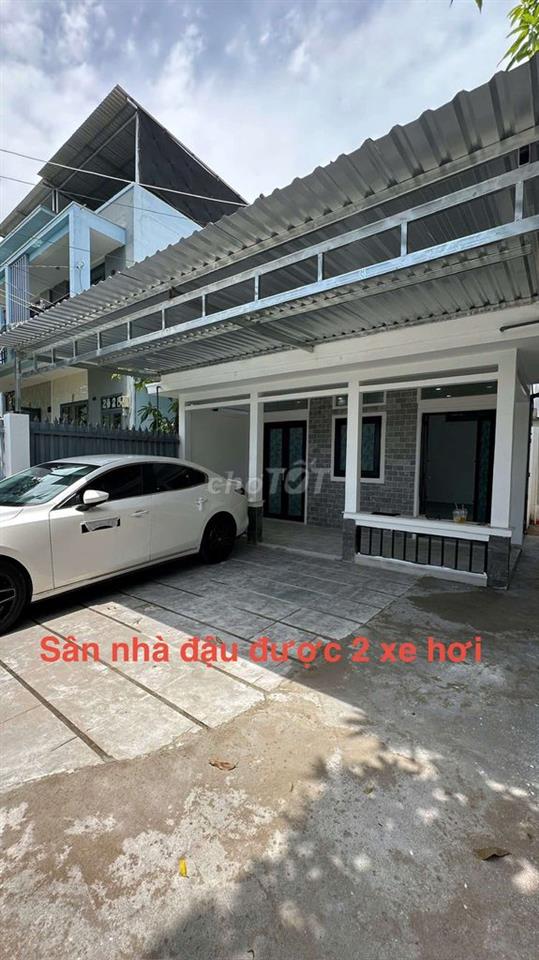 bán nhà sổ hồng xã qui đức ql50 hẽm xe hơi