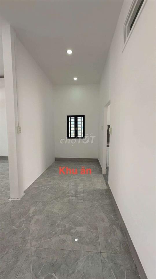 bán nhà sổ hồng xã qui đức ql50 hẽm xe hơi