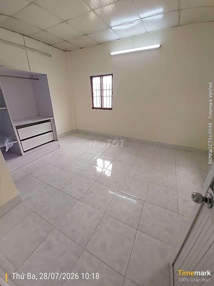 bán nhà gần vịt quay hùng trang xã bình hưng ql50