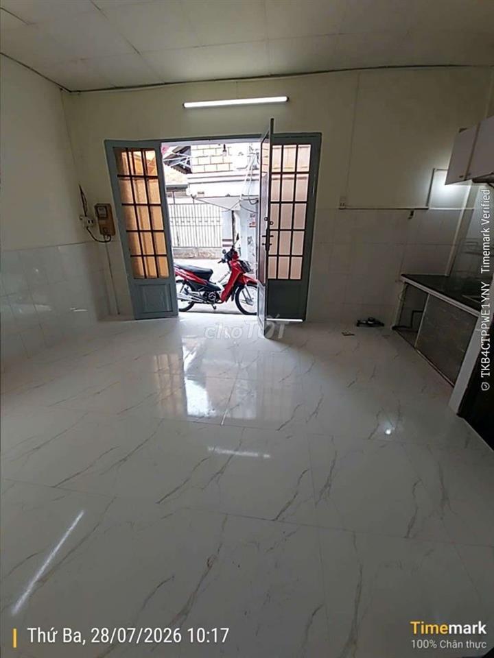 bán nhà gần vịt quay hùng trang xã bình hưng ql50