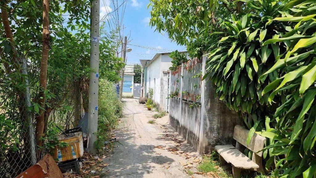 cho thuê nhà 240m2 xã đa phước gần chợ cầu ông thìn ql50