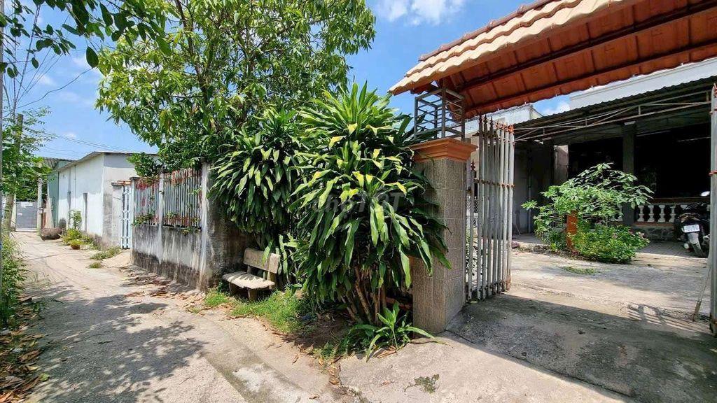 cho thuê nhà 240m2 xã đa phước gần chợ cầu ông thìn ql50