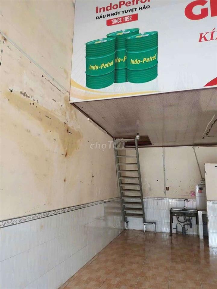 cho thuê nhà mặt tiền ql50 xã phong phú