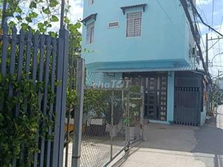 bán nhà 2 lầu sân thượng sổ hồng hẽm xe tải xã phong phú ql50
