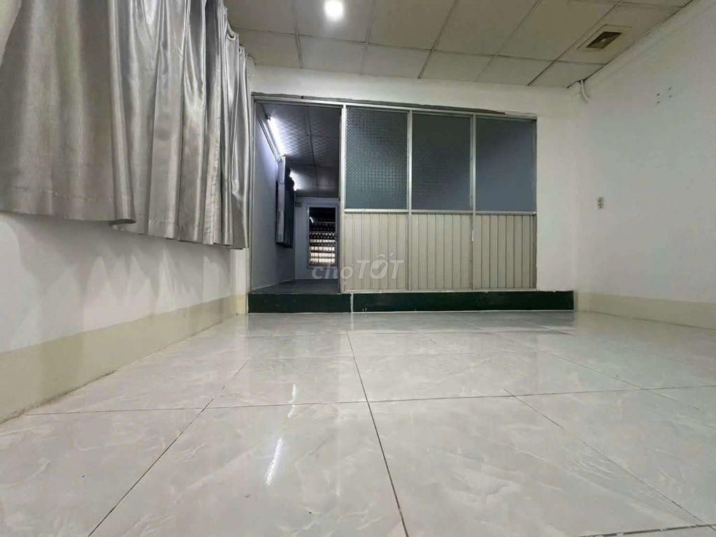 bán nhà sổ riêng mặt tiền hẽm xe tải xã phong phú ql50