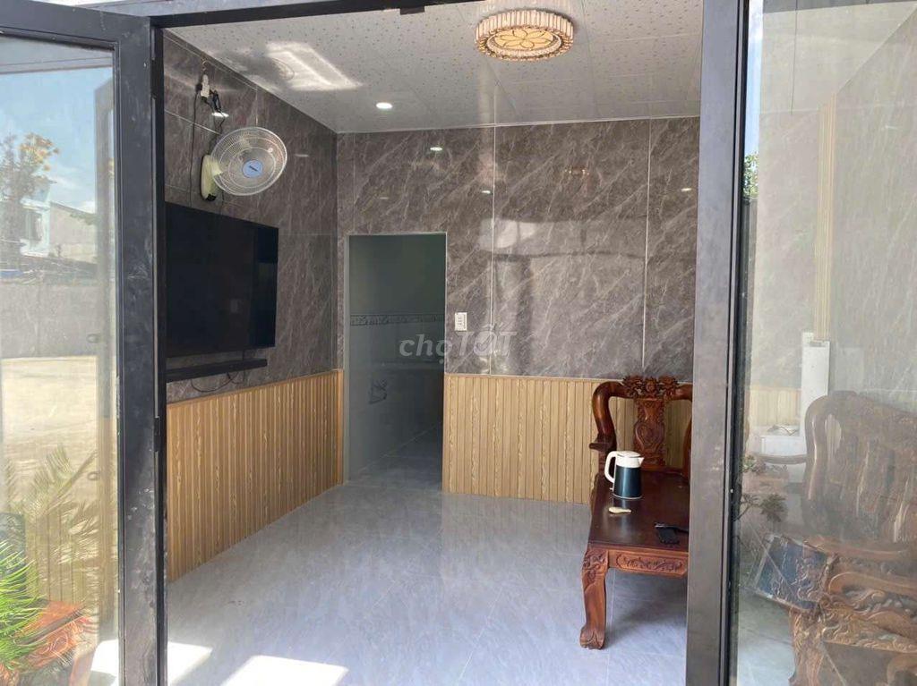 bán nhà xã phong phú cách nguyễn văn linh 600m