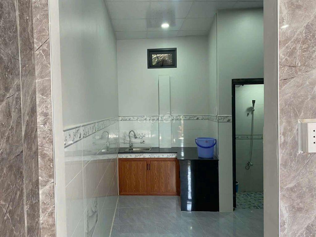 bán nhà xã phong phú cách nguyễn văn linh 600m