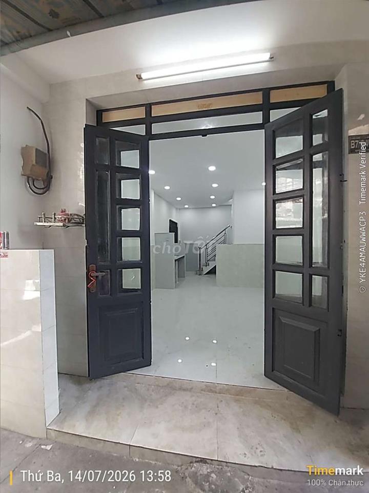 bán nhà xã bình hưng gần vịt quay hùng trang