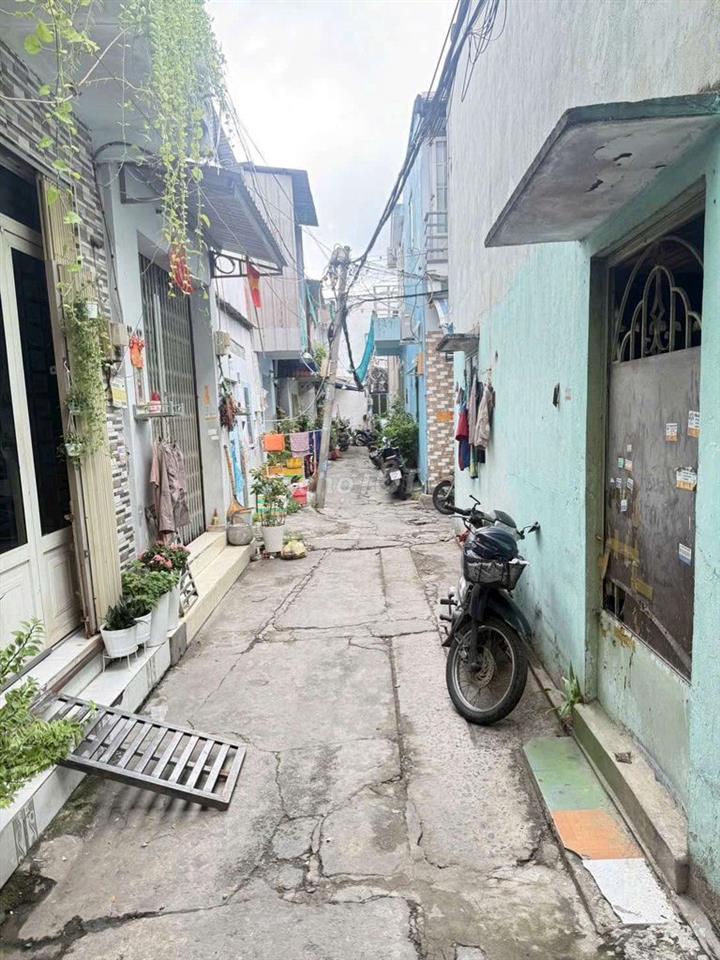 bán nhà xã bình hưng gần bến xe q8