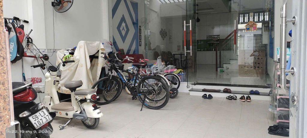 bán Nhà hai lầu sổ hồng riêng khu dân cư Gia Hòa xã Phong Phú Ql50