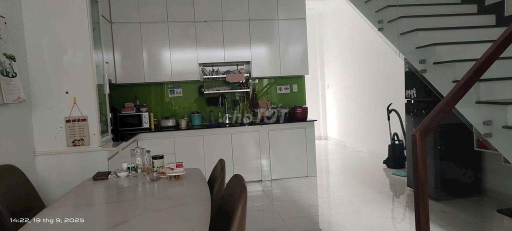 bán Nhà hai lầu sổ hồng riêng khu dân cư Gia Hòa xã Phong Phú Ql50