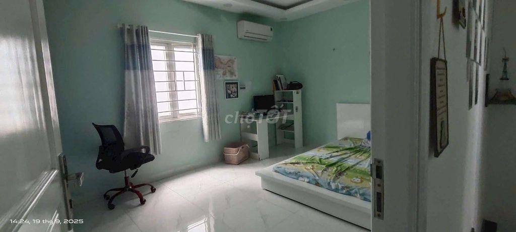 bán Nhà hai lầu sổ hồng riêng khu dân cư Gia Hòa xã Phong Phú Ql50