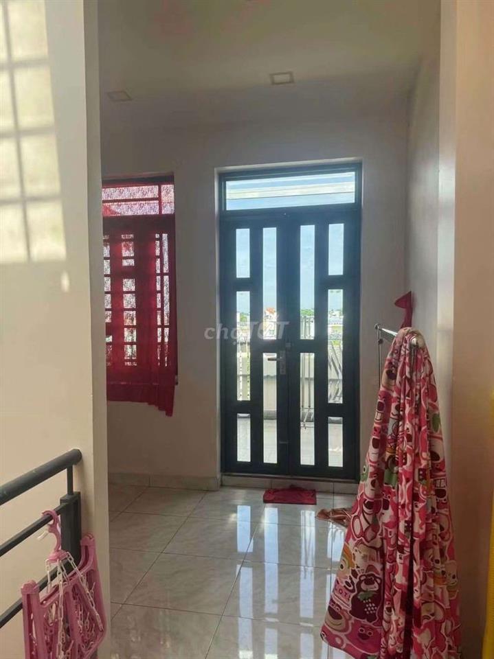 bán Nhà hai lầu xã phong Phú hẻm xe hơi Quốc lộ 50