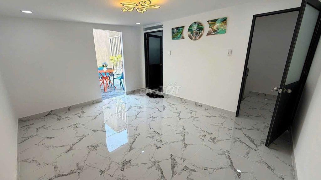 Bán nhà xã Tân Kim gần cây xăng