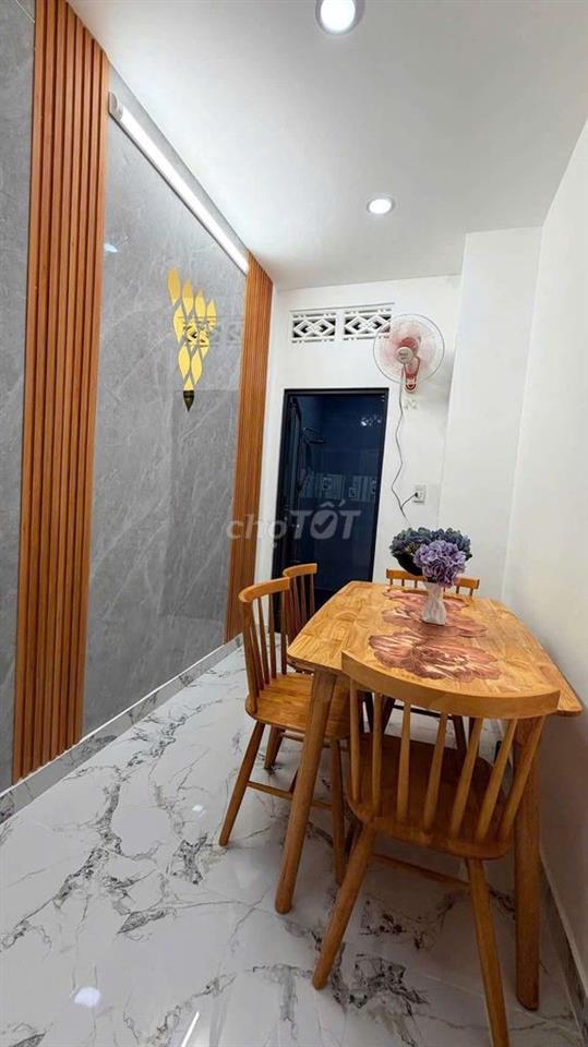 Bán nhà xã Tân Kim gần cây xăng