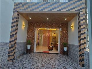 bán nhà sổ hồng riêng gần  cây xăng Tân kim