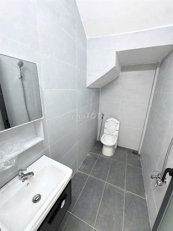 bán nhà lầu hẻm  xe hơi sổ hồng riêng xã Tân Kim Cần Giuộc 