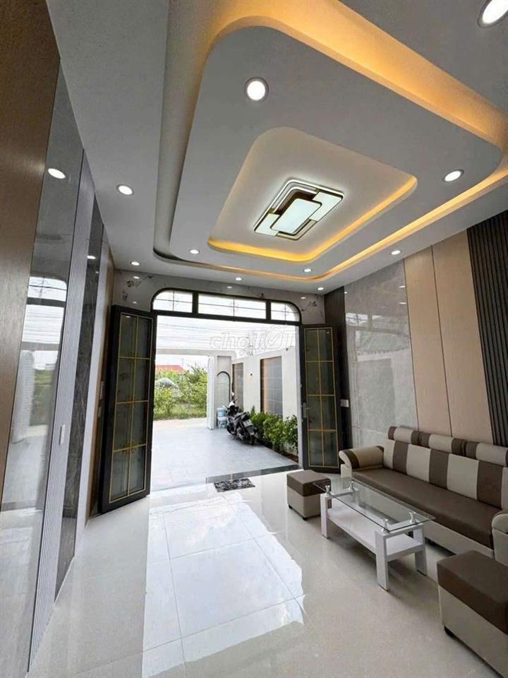 bán nhà lầu hẻm  xe hơi sổ hồng riêng xã Tân Kim Cần Giuộc 
