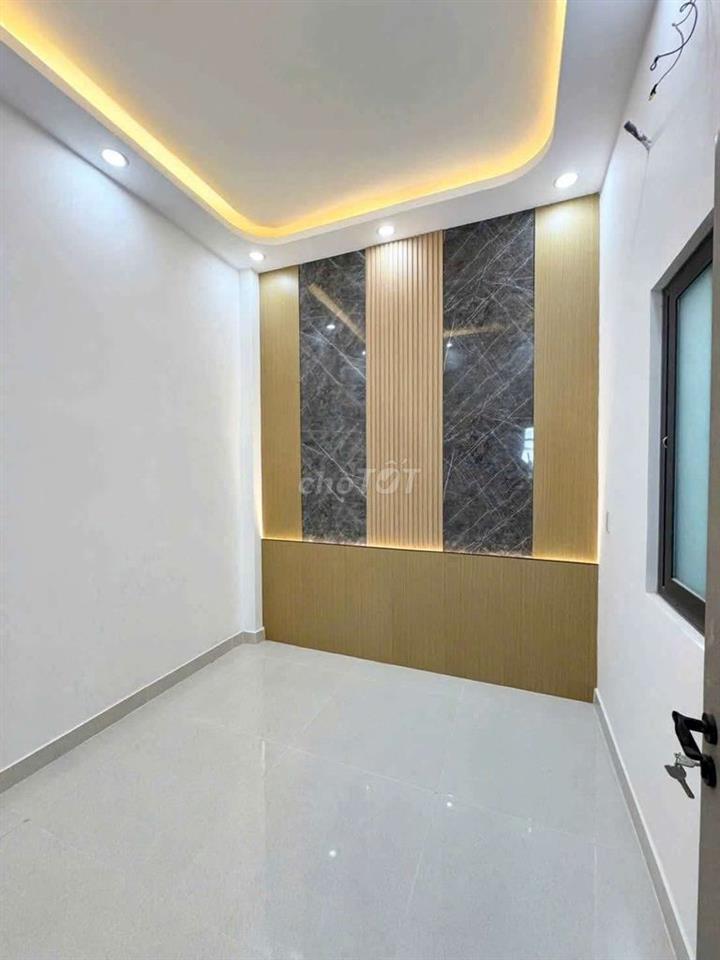 bán nhà lầu hẻm  xe hơi sổ hồng riêng xã Tân Kim Cần Giuộc 