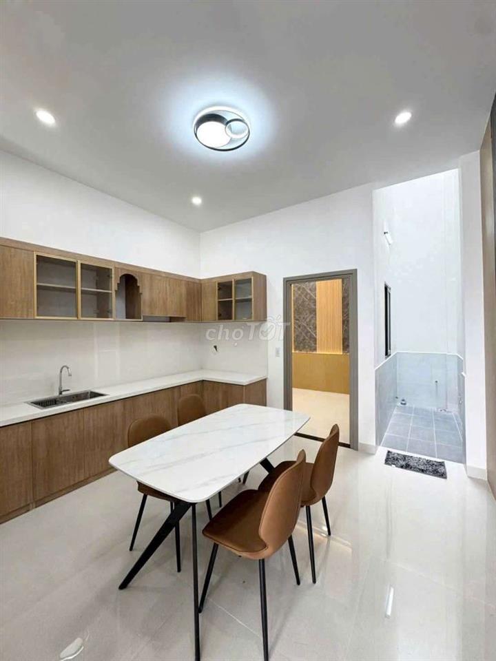 bán nhà lầu hẻm  xe hơi sổ hồng riêng xã Tân Kim Cần Giuộc 